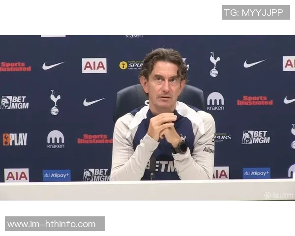 曼联转变阵型为433备战非洲杯姆伯莫等球员缺席